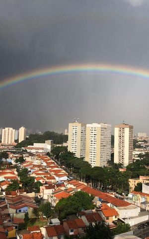 Apartamento à venda com 96m², 2 quartos e 2 vagas Apartamento à venda com 96m², 2 quartos e 2 vagasVista