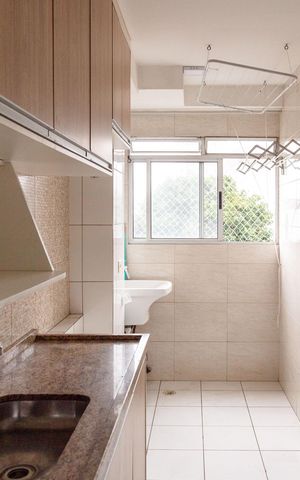 Apartamento à venda com 56m², 2 quartos e 1 vagaCozinha e Área de Serviço