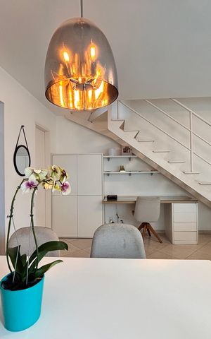 Apartamento à venda com 74m², 2 quartos e 2 vagas Apartamento à venda com 74m², 2 quartos e 2 vagasSala