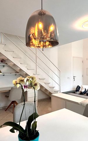 Apartamento à venda com 74m², 2 quartos e 2 vagas Apartamento à venda com 74m², 2 quartos e 2 vagasSala