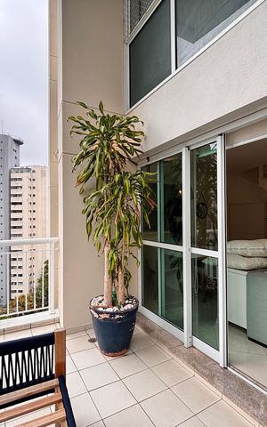 Apartamento à venda com 74m², 2 quartos e 2 vagas Apartamento à venda com 74m², 2 quartos e 2 vagasVaranda