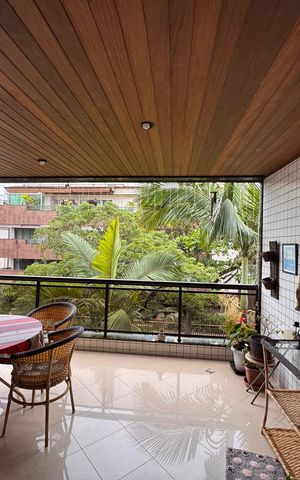 Apartamento à venda com 130m², 3 quartos e 2 vagasVaranda