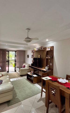 Apartamento à venda com 130m², 3 quartos e 2 vagasSala
