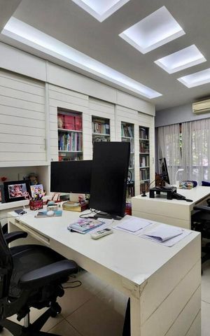 Apartamento à venda com 195m², 4 quartos e 3 vagasQuarto