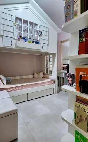 Apartamento à venda com 195m², 4 quartos e 3 vagasQuarto