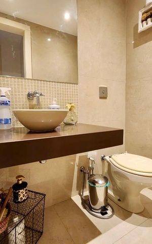 Apartamento à venda com 195m², 4 quartos e 3 vagasBanheiro