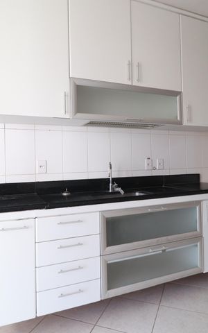 Apartamento para alugar com 130m², 3 quartos e 2 vagasCozinha