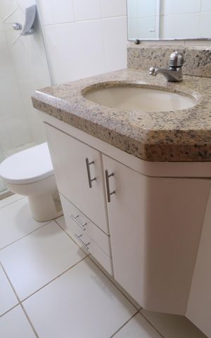 Apartamento para alugar com 130m², 3 quartos e 2 vagasBanheiro Social