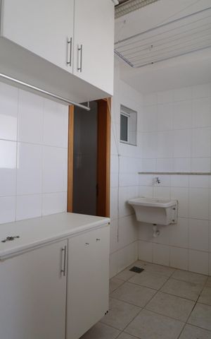 Apartamento para alugar com 130m², 3 quartos e 2 vagasÁrea de Serviço