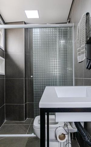 Studio para alugar com 27m², 1 quarto e sem vaga Studio para alugar com 27m², 1 quarto e sem vagaBanheiro