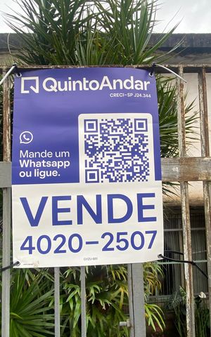 Casa à venda com 300m², 3 quartos e 3 vagas Casa à venda com 300m², 3 quartos e 3 vagasPlaca