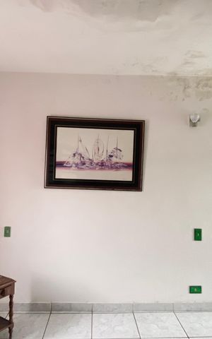 Casa à venda com 300m², 3 quartos e 3 vagas Casa à venda com 300m², 3 quartos e 3 vagasSuíte