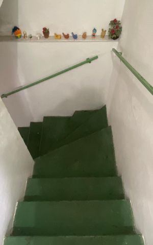 Casa à venda com 300m², 3 quartos e 3 vagas Casa à venda com 300m², 3 quartos e 3 vagasAndar de cima