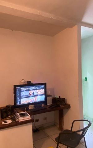 Casa à venda com 300m², 3 quartos e 3 vagas Casa à venda com 300m², 3 quartos e 3 vagasQuarto 2