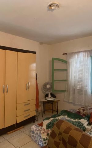 Casa à venda com 300m², 3 quartos e 3 vagas Casa à venda com 300m², 3 quartos e 3 vagasQuarto 2