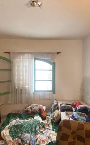 Casa à venda com 300m², 3 quartos e 3 vagas Casa à venda com 300m², 3 quartos e 3 vagasQuarto 2