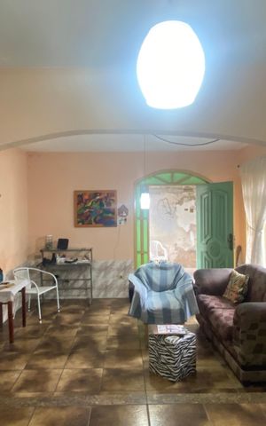 Casa à venda com 300m², 3 quartos e 3 vagas Casa à venda com 300m², 3 quartos e 3 vagasSala