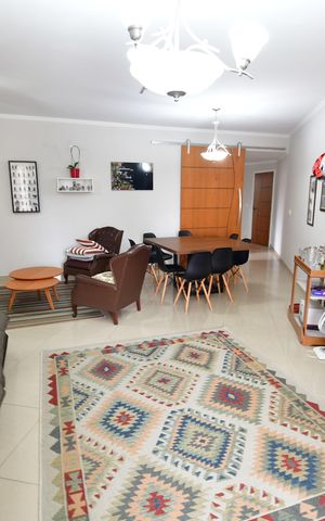 Apartamento à venda com 170m², 4 quartos e 2 vagasSala