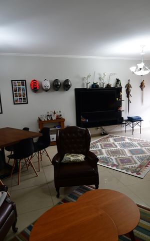 Apartamento à venda com 170m², 4 quartos e 2 vagasSala
