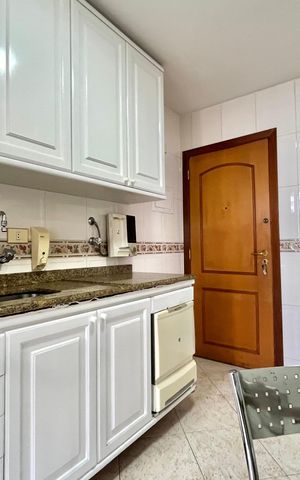 Apartamento para alugar com 93m², 3 quartos e 2 vagas Apartamento para alugar com 93m², 3 quartos e 2 vagasCozinha