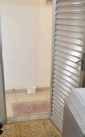 Casa de condomínio à venda com 130m², 3 quartos e 1 vagaBanheiro
