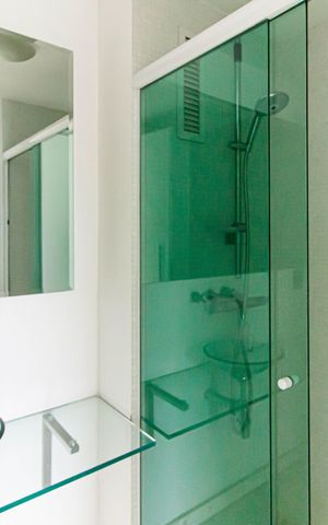Apartamento à venda com 70m², 2 quartos e 1 vaga Apartamento à venda com 70m², 2 quartos e 1 vagaBanheiro