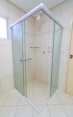 Casa para alugar com 216m², 5 quartos e 5 vagas Casa para alugar com 216m², 5 quartos e 5 vagasBanheiro da Suíte