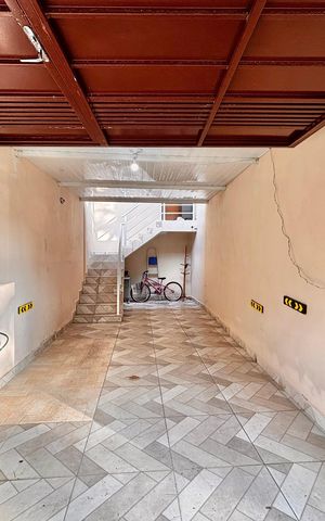 Casa à venda com 121m², 2 quartos e 1 vagaGaragem
