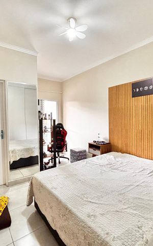 Casa à venda com 121m², 2 quartos e 1 vagaSuíte 2