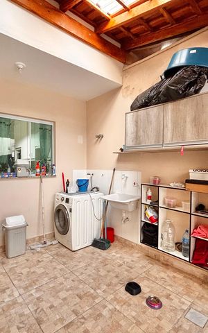 Casa à venda com 121m², 2 quartos e 1 vagaLavanderia