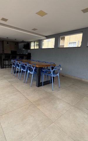 Casa de condomínio à venda com 96m², 2 quartos e 2 vagas Casa de condomínio à venda com 96m², 2 quartos e 2 vagasÁrea comum - Piscina