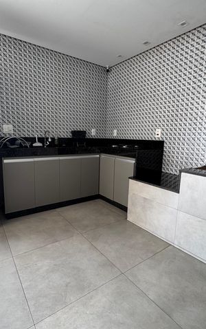 Casa de condomínio à venda com 96m², 2 quartos e 2 vagas Casa de condomínio à venda com 96m², 2 quartos e 2 vagasÁrea comum - Piscina