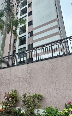 Apartamento para alugar com 69m², 2 quartos e 1 vaga Apartamento para alugar com 69m², 2 quartos e 1 vagaFachada