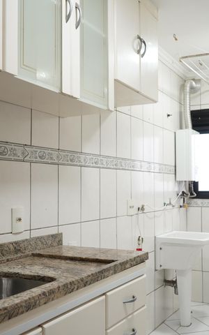 Apartamento para alugar com 69m², 2 quartos e 1 vagaCozinha e Área de Serviço