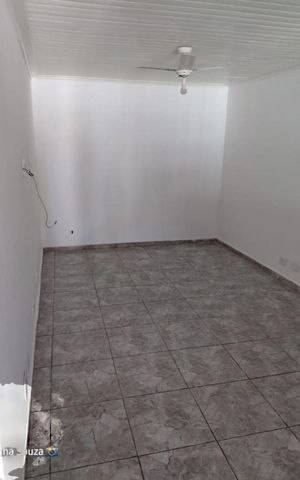 Casa à venda com 160m², 2 quartos e 2 vagas