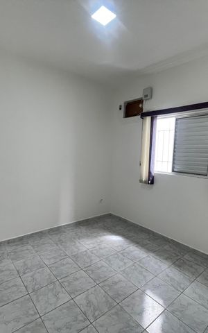 Casa para alugar com 52m², 2 quartos e 1 vaga Casa para alugar com 52m², 2 quartos e 1 vagaQuarto 1