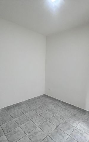 Casa para alugar com 52m², 2 quartos e 1 vaga Casa para alugar com 52m², 2 quartos e 1 vagaQuarto 1