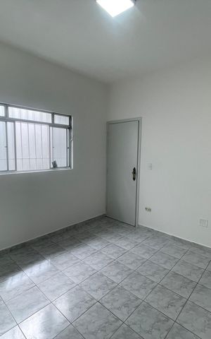 Casa para alugar com 52m², 2 quartos e 1 vaga Casa para alugar com 52m², 2 quartos e 1 vagaSala