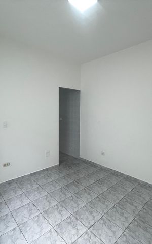 Casa para alugar com 52m², 2 quartos e 1 vaga Casa para alugar com 52m², 2 quartos e 1 vagaSala