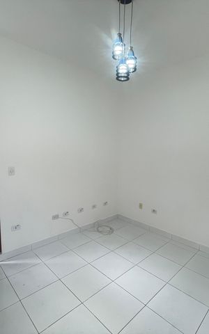 Casa para alugar com 120m², 5 quartos e 1 vaga Casa para alugar com 120m², 5 quartos e 1 vagaSala