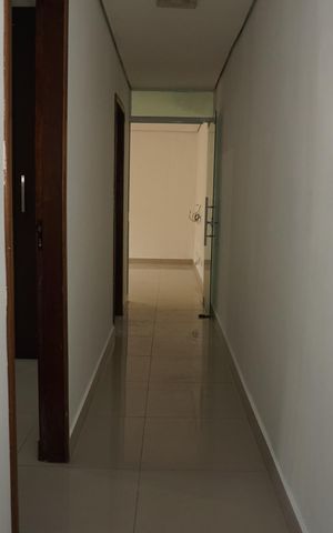 Casa para alugar com 150m², 3 quartos e 2 vagasCorredor