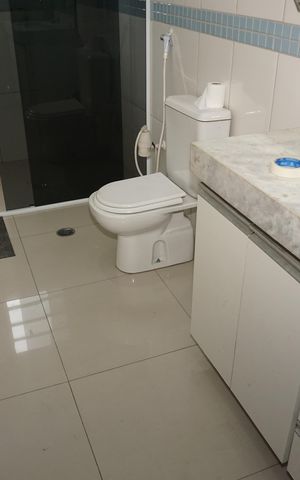 Casa para alugar com 150m², 3 quartos e 2 vagasBanheiro