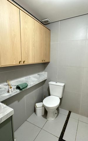 Apartamento para alugar com 47m², 2 quartos e 1 vaga Apartamento para alugar com 47m², 2 quartos e 1 vagaBanheiro