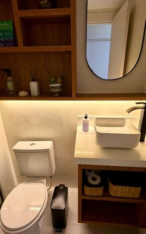 Apartamento à venda com 52m², 2 quartos e 1 vaga Apartamento à venda com 52m², 2 quartos e 1 vagaBanheiro