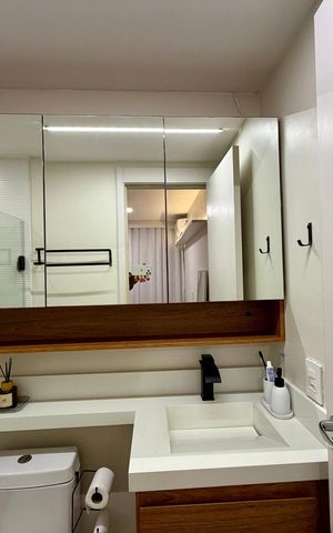 Apartamento à venda com 52m², 2 quartos e 1 vaga Apartamento à venda com 52m², 2 quartos e 1 vagaBanheiro