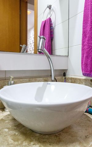 Apartamento à venda com 76m², 3 quartos e 1 vagaBanheiro social