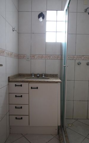 Apartamento para alugar com 75m², 2 quartos e sem vagaBanheiro da Suíte 1