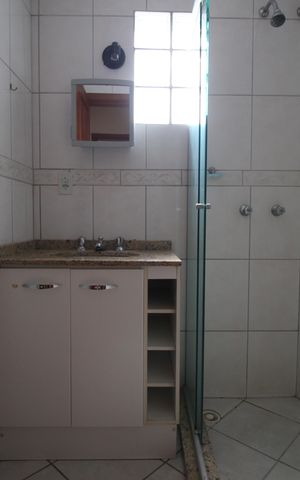 Apartamento para alugar com 75m², 2 quartos e sem vagaBanheiro
