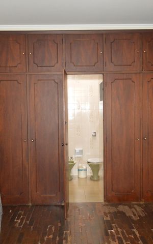 Casa para alugar com 176m², 3 quartos e 2 vagasSuíte