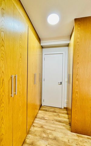 Apartamento à venda com 76m², 2 quartos e 2 vagas Apartamento à venda com 76m², 2 quartos e 2 vagasSuíte